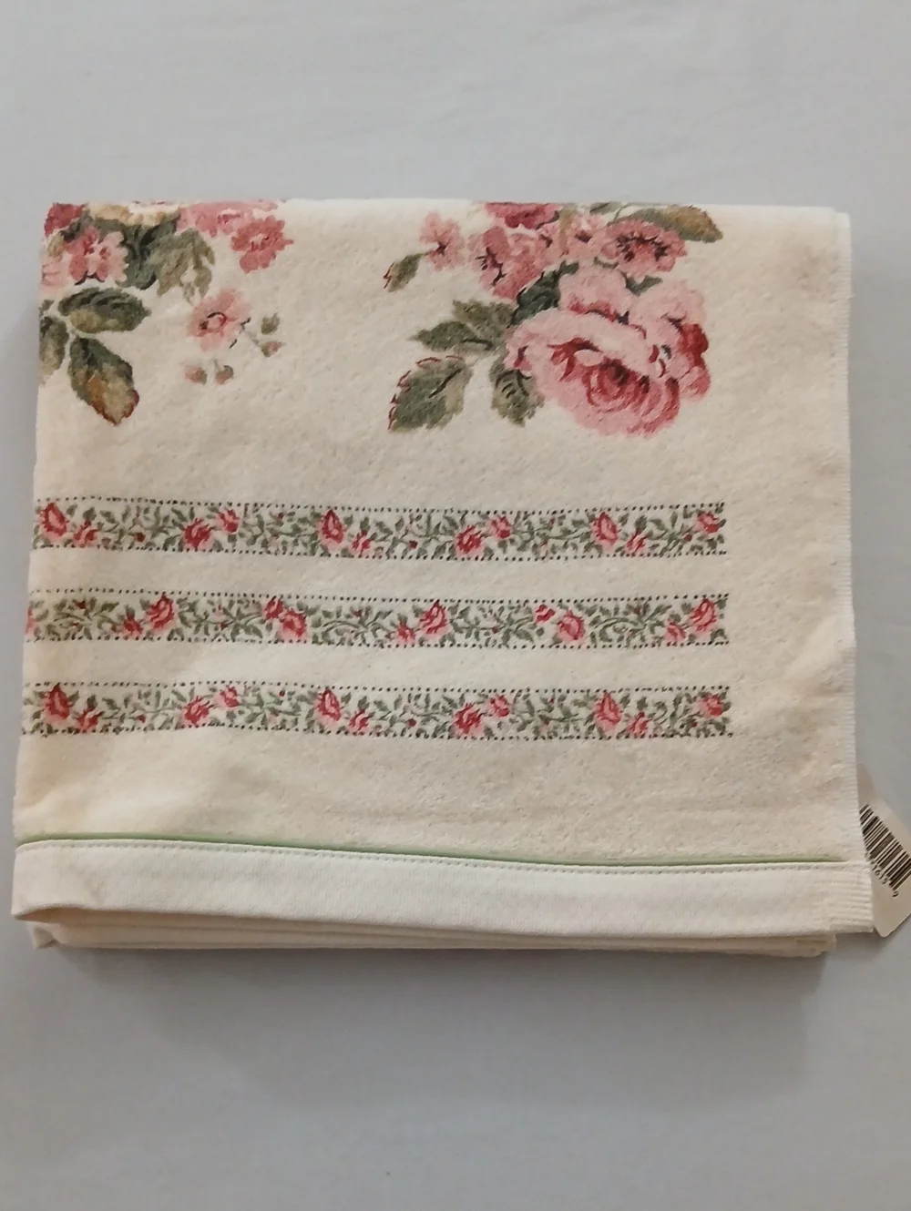 Laura Ashley Vintage Towel Set NWT